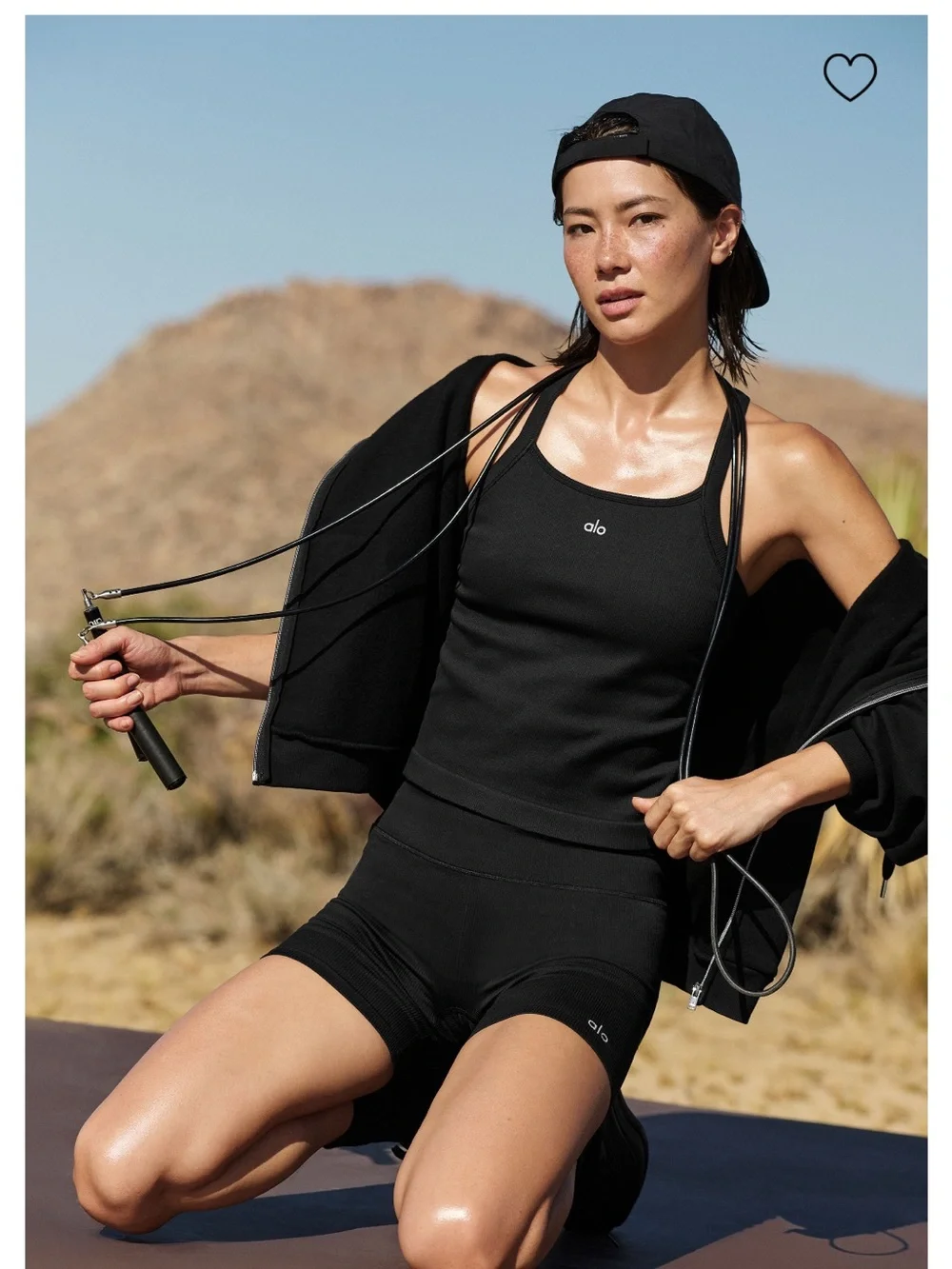 ALO Yoga Black Ribbed Tank Top - Sleek Active Crop